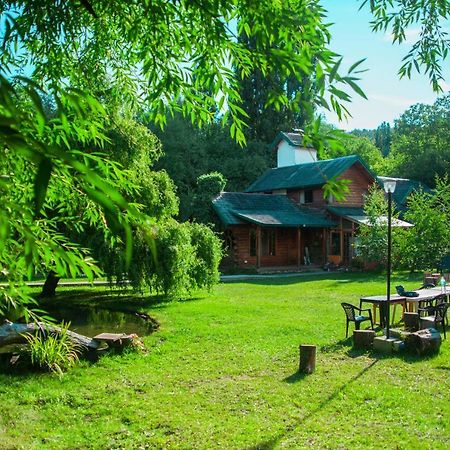 Hostel Meridiano 71 El Bolsón 외부 사진